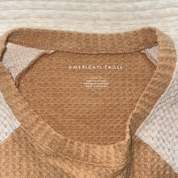 American Eagle Sweater - Picture 3 of 3